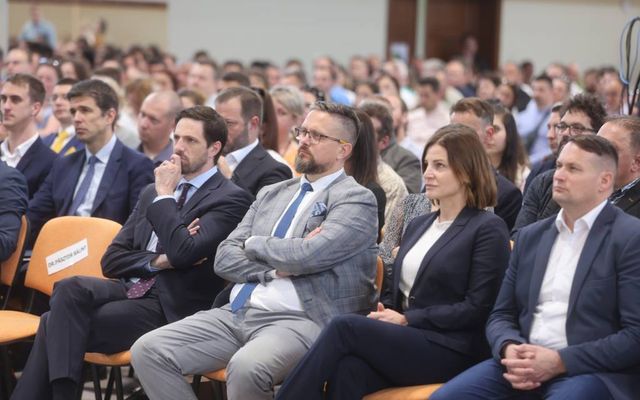 Ünnepélyes szerződésaláírás Magyarkanizsán