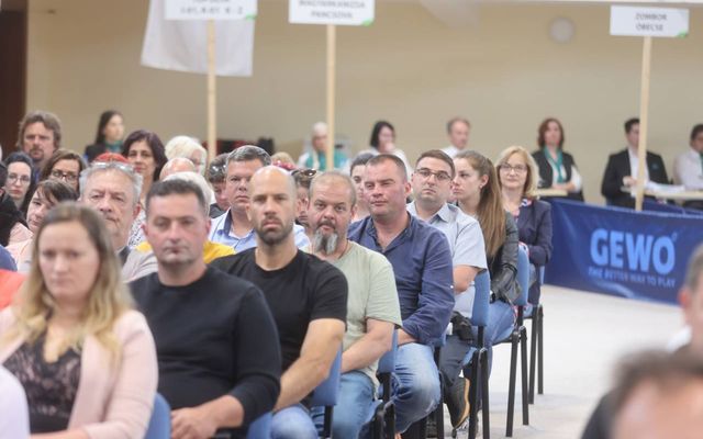 Ünnepélyes szerződésaláírás Magyarkanizsán