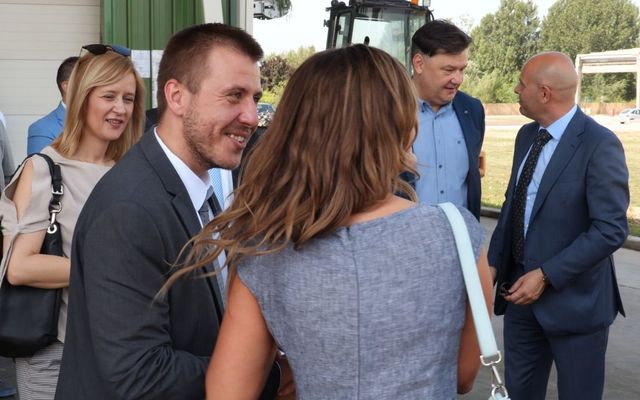 Kiemelt jelentőségű nagyléptékű mezőgazdasági fejlesztés – a Geneza Kft. második gyárüzemének hivatalos megnyitója (képek)