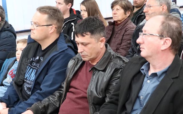 V. pályázati körrel kapcsolatos tájékoztató lakossági fórum Magyarcsernyén (képek)
