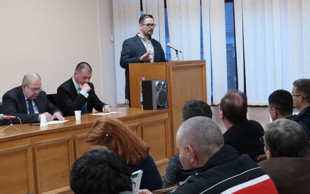 V. pályázati körrel kapcsolatos tájékoztató lakossági fórum Magyarcsernyén (képek)