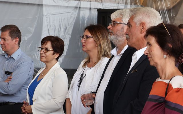 Kiemelt jelentőségű nagyléptékű mezőgazdasági fejlesztés – a Geneza Kft. második gyárüzemének hivatalos megnyitója (képek)