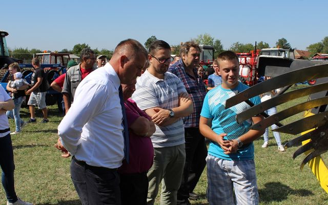 Kukoricafesztivál és Prosperitati gépkiállítás Tordán (képek)