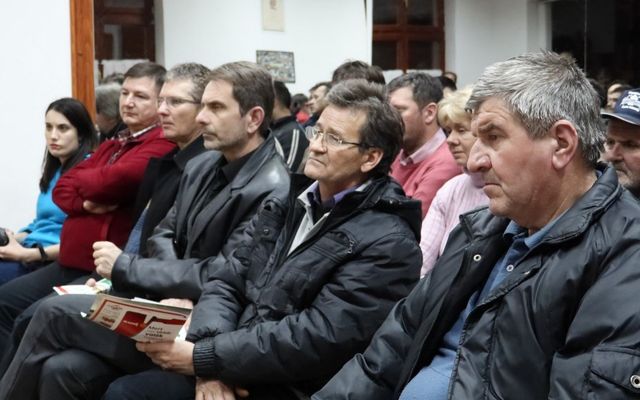 V. pályázati körrel kapcsolatos tájékoztató lakossági fórum Csókán (képek)