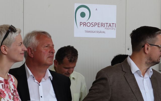 Kiemelt jelentőségű nagyléptékű mezőgazdasági fejlesztés – a Geneza Kft. második gyárüzemének hivatalos megnyitója (képek)