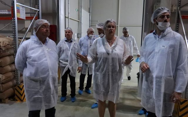 Kiemelt jelentőségű nagyléptékű mezőgazdasági fejlesztés – a Geneza Kft. második gyárüzemének hivatalos megnyitója (képek)