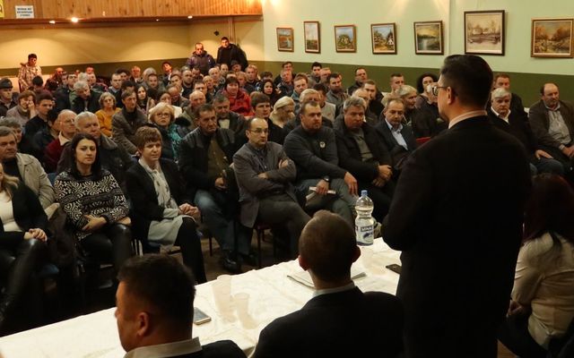 V. pályázati körrel kapcsolatos tájékoztató lakossági fórum Muzslyán (képek)
