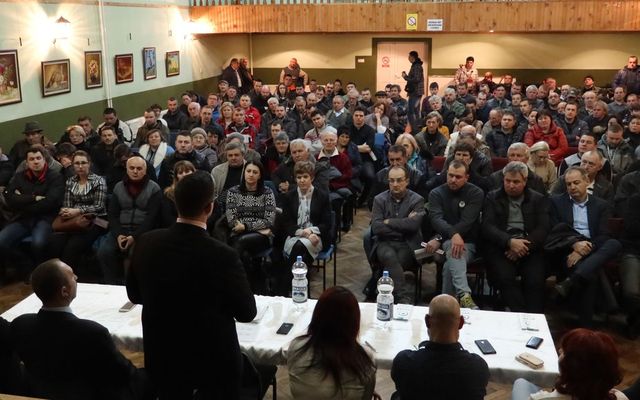 V. pályázati körrel kapcsolatos tájékoztató lakossági fórum Muzslyán (képek)