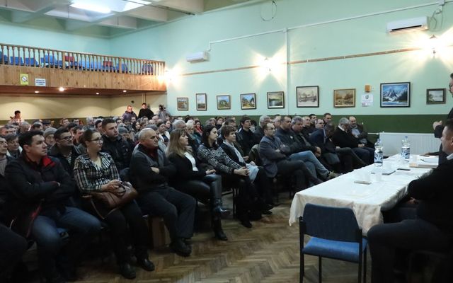 V. pályázati körrel kapcsolatos tájékoztató lakossági fórum Muzslyán (képek)