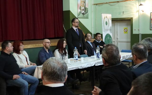 V. pályázati körrel kapcsolatos tájékoztató lakossági fórum Muzslyán (képek)