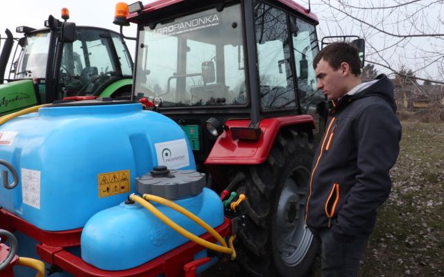 Mezőgazdasági gépkiállítás Zentagunarason (képek)