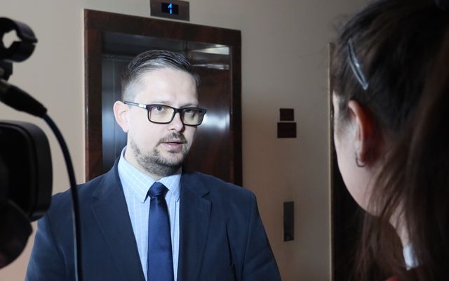 Szerződésaláírás a 4. pályázati körben meghirdetett – Falusi házak vásárlását célzó vissza nem térítendő támogatás kapcsán (képek)