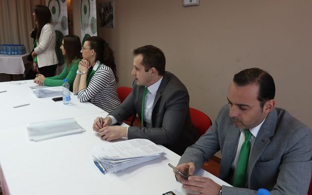 Szerződésaláírás a 4. pályázati körben meghirdetett – Falusi házak vásárlását célzó vissza nem térítendő támogatás kapcsán (képek)