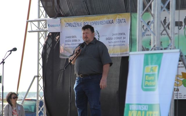 VIII. Zentai Aranybarázda Szántóverseny és Prosperitati mezőgazdasági gépbemutató (képek)