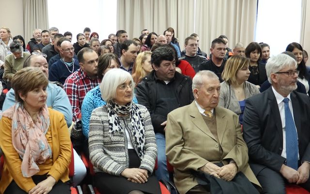 Szerződésaláírás a 4. pályázati körben meghirdetett – Falusi házak vásárlását célzó vissza nem térítendő támogatás kapcsán (képek)