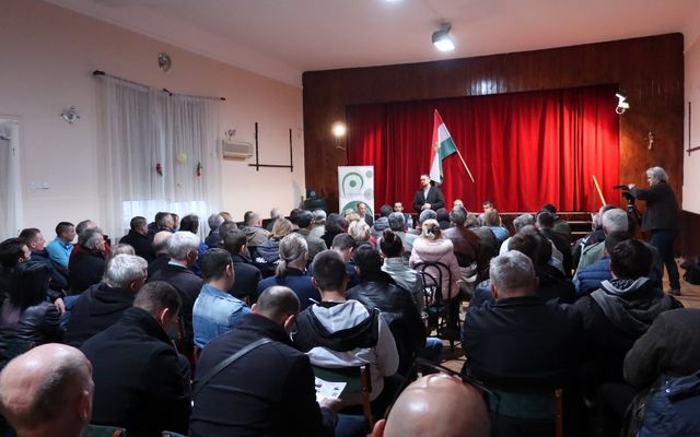 V. pályázati körrel kapcsolatos tájékoztató lakossági fórum Pancsován (képek)