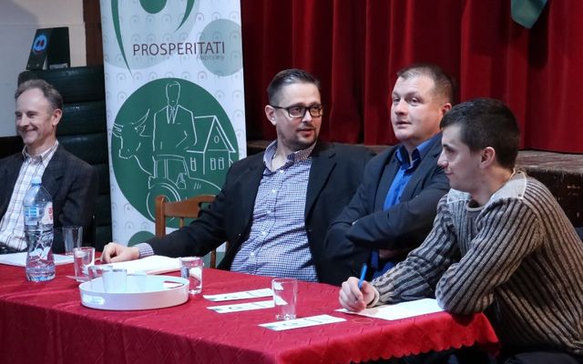 V. pályázati körrel kapcsolatos tájékoztató lakossági fórum Pancsován (képek)