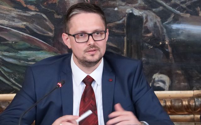 V. pályázati körrel kapcsolatos tájékoztató lakossági fórum Zomborban (képek)