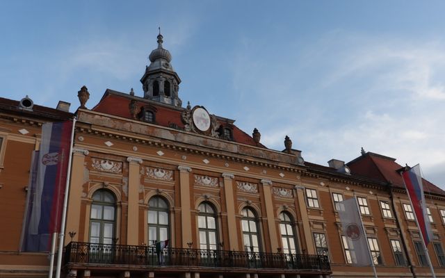 V. pályázati körrel kapcsolatos tájékoztató lakossági fórum Zomborban (képek)