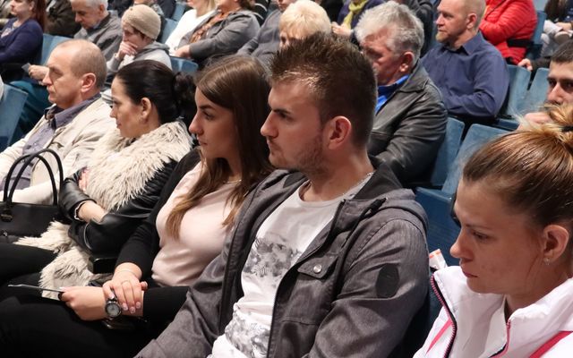 V. pályázati körrel kapcsolatos tájékoztató lakossági fórum Szabadkán (képek)