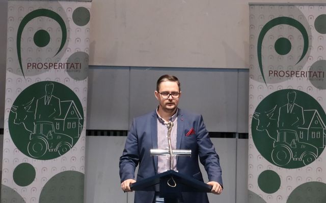 V. pályázati körrel kapcsolatos tájékoztató lakossági fórum Szabadkán (képek)