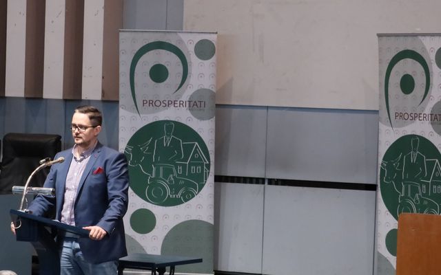 V. pályázati körrel kapcsolatos tájékoztató lakossági fórum Szabadkán (képek)