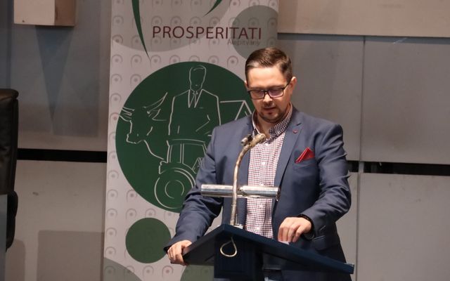 V. pályázati körrel kapcsolatos tájékoztató lakossági fórum Szabadkán (képek)