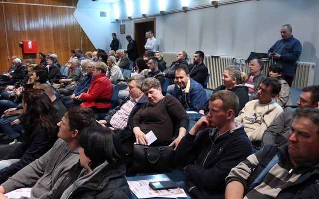 V. pályázati körrel kapcsolatos tájékoztató lakossági fórum Szabadkán (képek)
