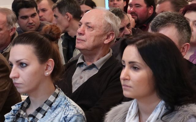 V. pályázati körrel kapcsolatos tájékoztató lakossági fórum Adán (képek)