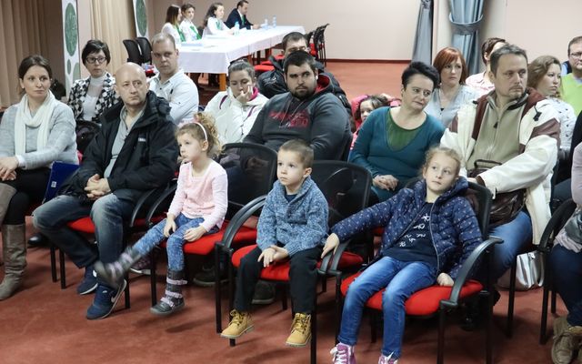 Sajtótájékoztatóval egybekötött ünnepélyes szerződésaláírás a 4. pályázati körben meghirdetett – Falusi házak vásárlását célzó vissza nem térítendő támogatás kapcsán