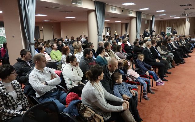 Sajtótájékoztatóval egybekötött ünnepélyes szerződésaláírás a 4. pályázati körben meghirdetett – Falusi házak vásárlását célzó vissza nem térítendő támogatás kapcsán