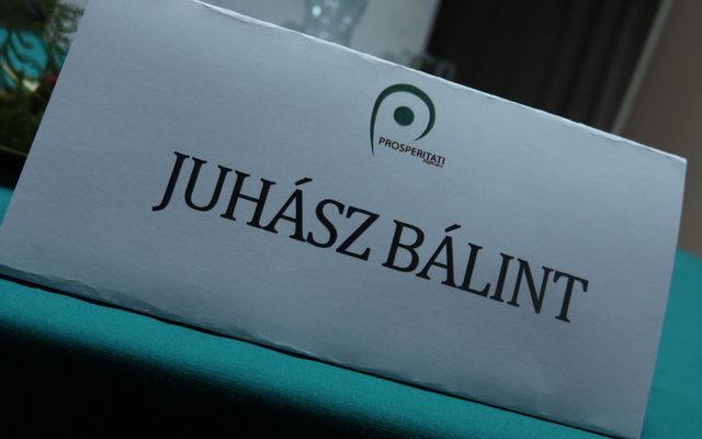 Sajtótájékoztatóval egybekötött ünnepélyes szerződésaláírás a 4. pályázati körben meghirdetett – Falusi házak vásárlását célzó vissza nem térítendő támogatás kapcsán