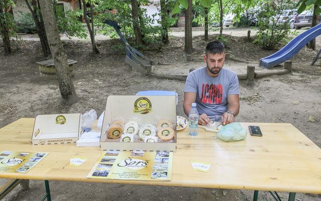 Alapítványunk pályázói a XIX. Vajdasági Szabadegyetemen