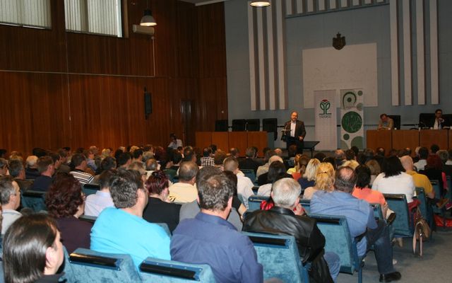 Ismertető a második körös pályázatokról, Szabadka (képek)