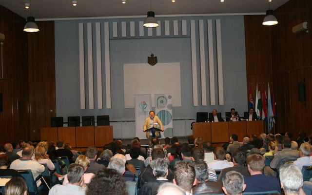 Ismertető a második körös pályázatokról, Szabadka (képek)