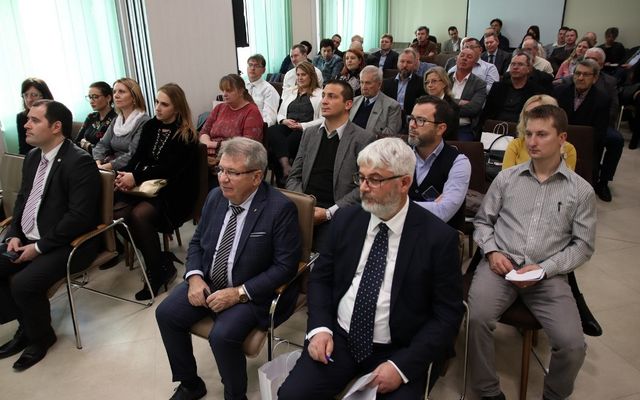 VAJDASÁGI MAGYAR GAZDASÁGFEJLESZTÉS 2015 – 2018, Szakmai konferencia (képek)