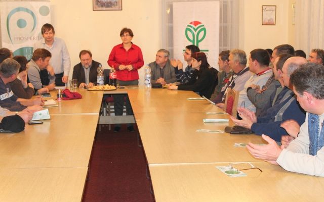 A Prosperitati Alapítvány pályázatainak ismertetése, Bácskertes (Kupuszina) (képek)