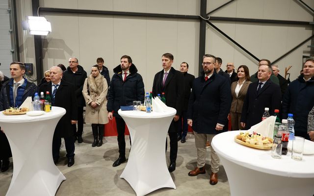 A Microcer kft. kiemelt jelentőségű nagyléptékű fejlesztés ünnepélyes átadása