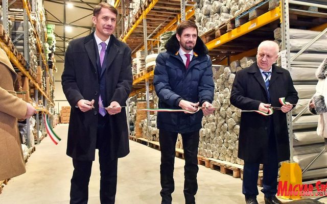 Korszerű logisztikai központ nyílt 