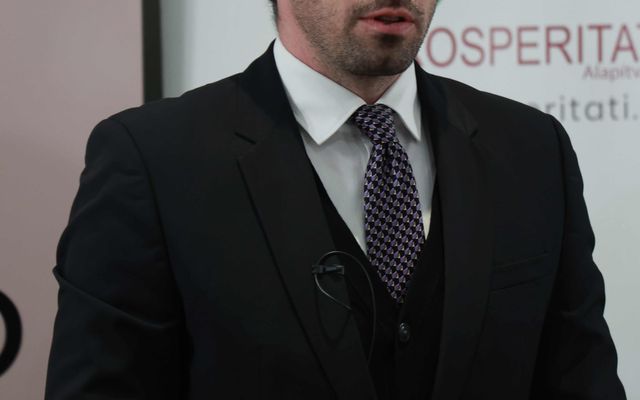 Avior Hotel kiemelt jelentőségű közepes léptékű turisztikai fejlesztés ünnepélyes átadása 