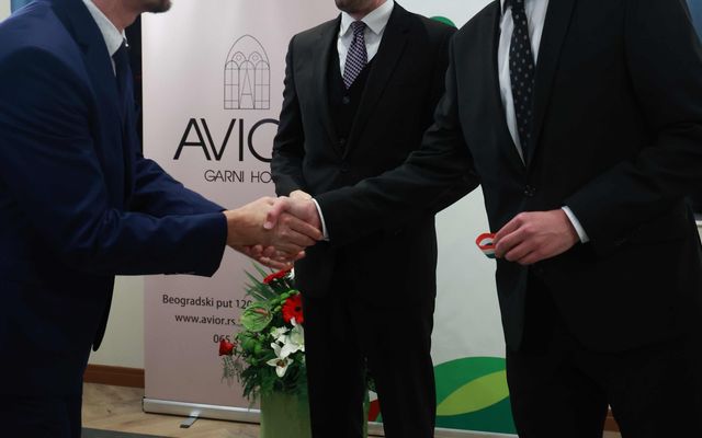 Avior Hotel kiemelt jelentőségű közepes léptékű turisztikai fejlesztés ünnepélyes átadása 