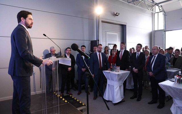 A Micro-pak Kft. kiemelt jelentőségű nagyléptékű gazdasági fejlesztés megtekintése
