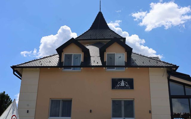 A palicsi Navigator apartmanház ünnepélyes átadása