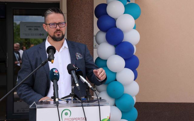 A palicsi Navigator apartmanház ünnepélyes átadása
