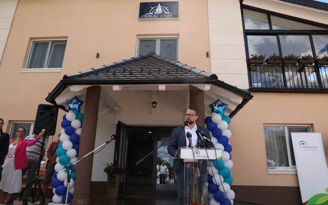 A palicsi Navigator apartmanház ünnepélyes átadása