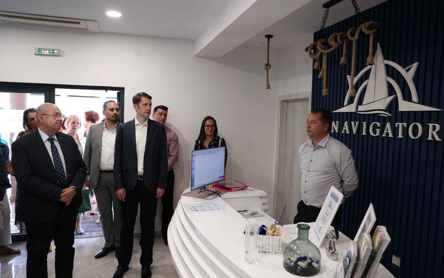 A palicsi Navigator apartmanház ünnepélyes átadása