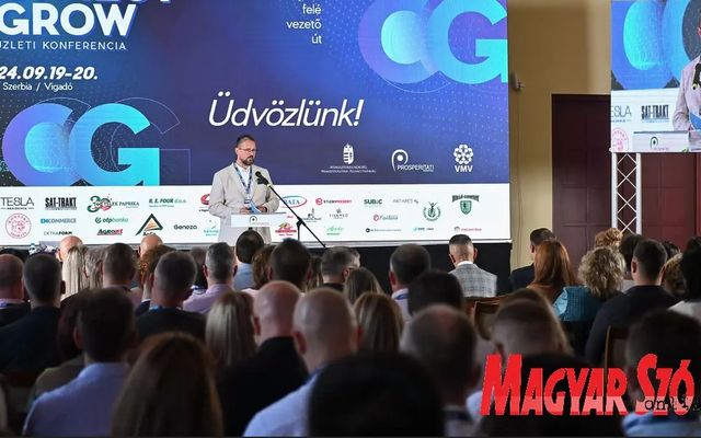 Összekapaszkodás révén előrehaladni 