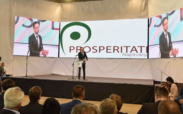 „A bizalom és a boldogulás fordulópontja”