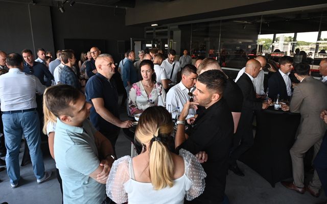 DLC Kft. kiemelt jelentőségű nagyléptékű gazdasági fejlesztés ünnepélyes átadása 