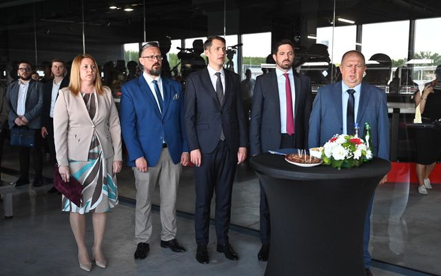 DLC Kft. kiemelt jelentőségű nagyléptékű gazdasági fejlesztés ünnepélyes átadása 